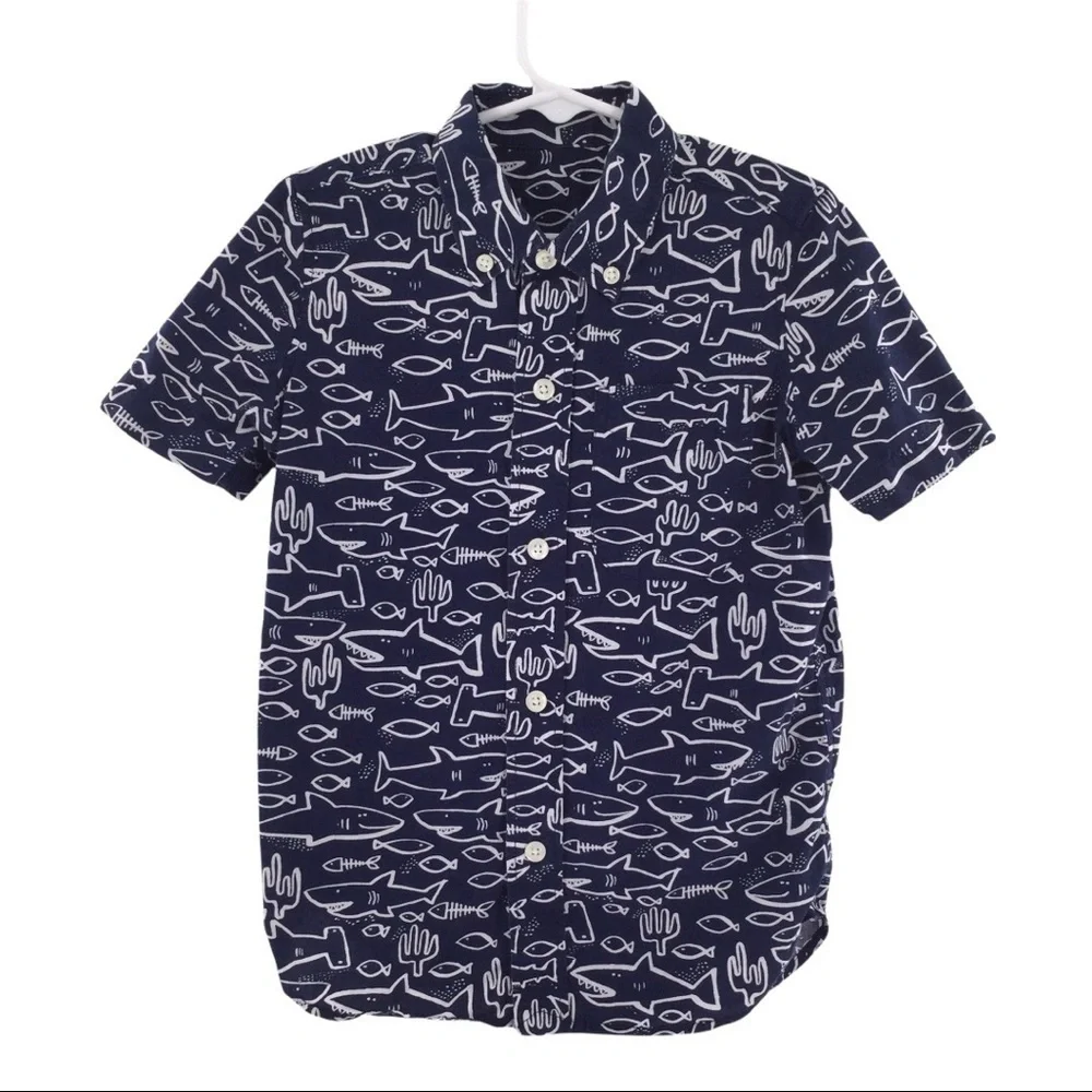 #022 GapKids Boys‎ Button Down Shark and Fish Shirt